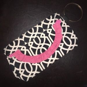 NWOT Wristlet Clutch w/ bracelet handle